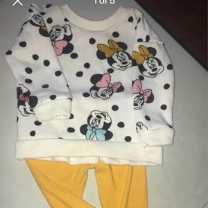 24 Months Disney Minnie Baby Girl Sweater & Joggers Outfity
